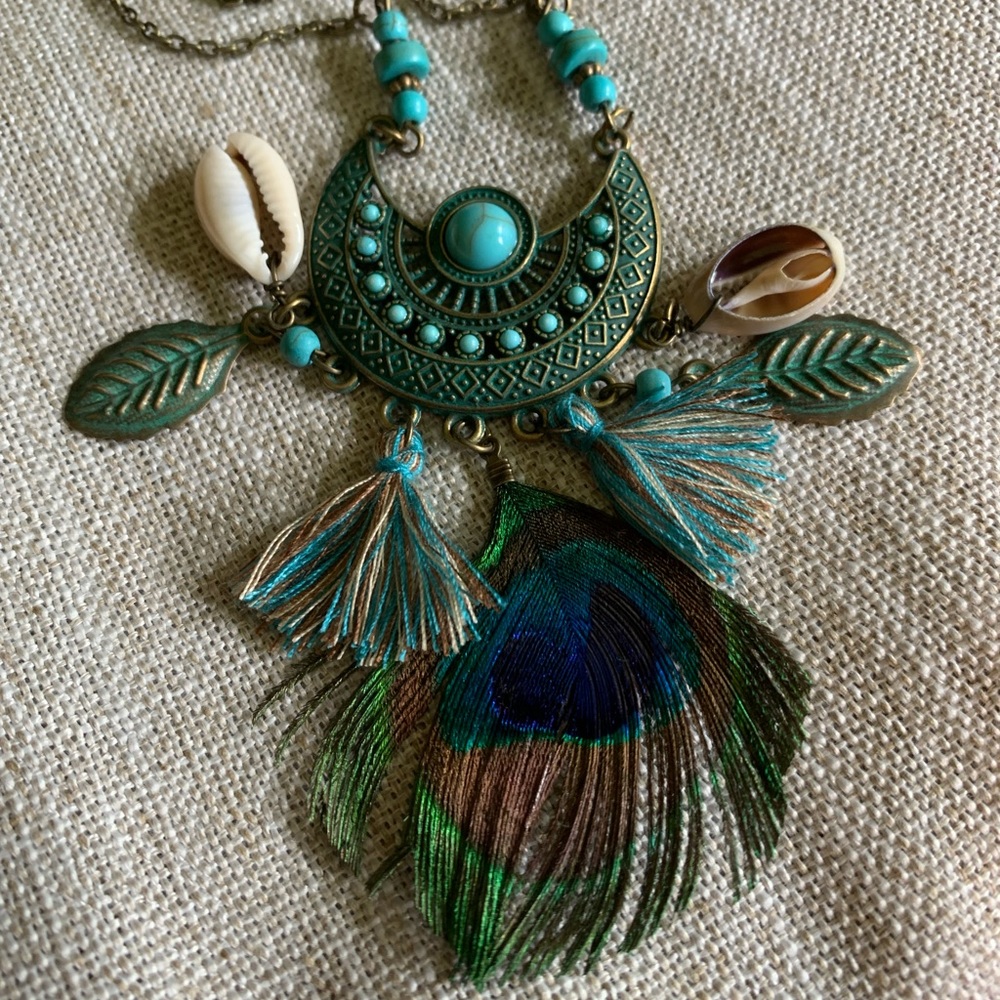 NWOT Beautiful bohemian, Indian style necklace! Turquoise